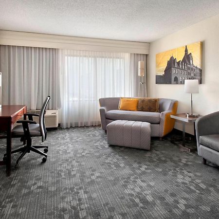 Courtyard By Marriott Принстон Экстерьер фото