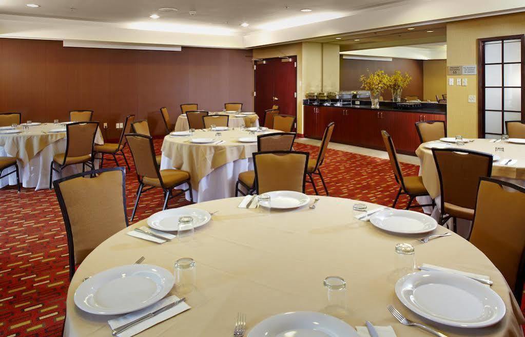 Courtyard By Marriott Принстон Экстерьер фото